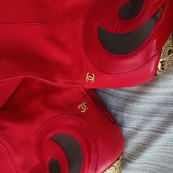 CHANEL PARIS MOSCOU Red Thigh High Boots - Picture 2 of 11